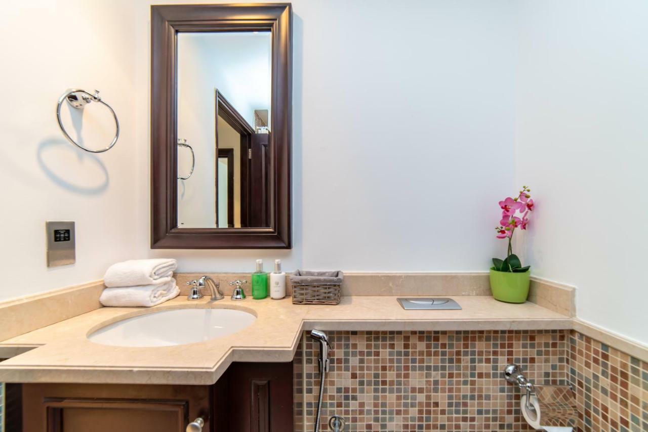 Bnbmehomes Elegant Escape Downtown Opp To Burj - 504 ดูไบ ภายนอก รูปภาพ